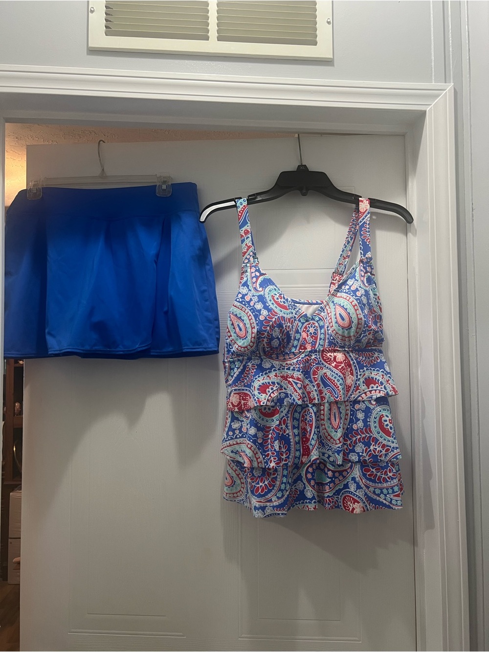 Kim Rogers Blue Paisley Tiered Tankini Swim Top And Swim Skirt.